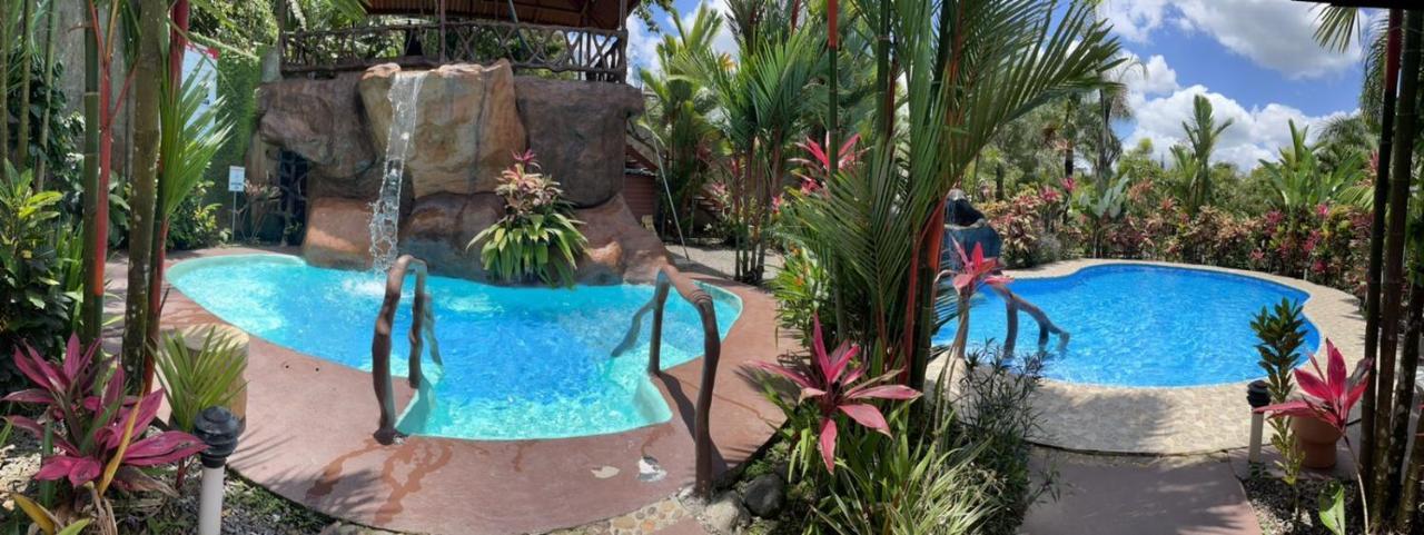 Aunty Arenal Lodge La Fortuna Eksteriør bilde
