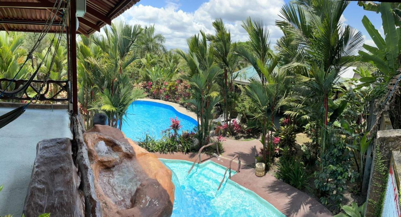 Aunty Arenal Lodge La Fortuna Eksteriør bilde