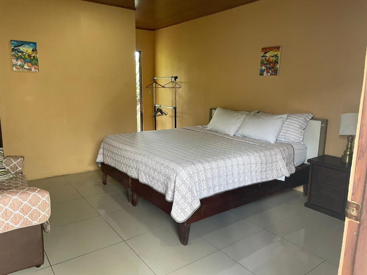 Aunty Arenal Lodge La Fortuna Eksteriør bilde